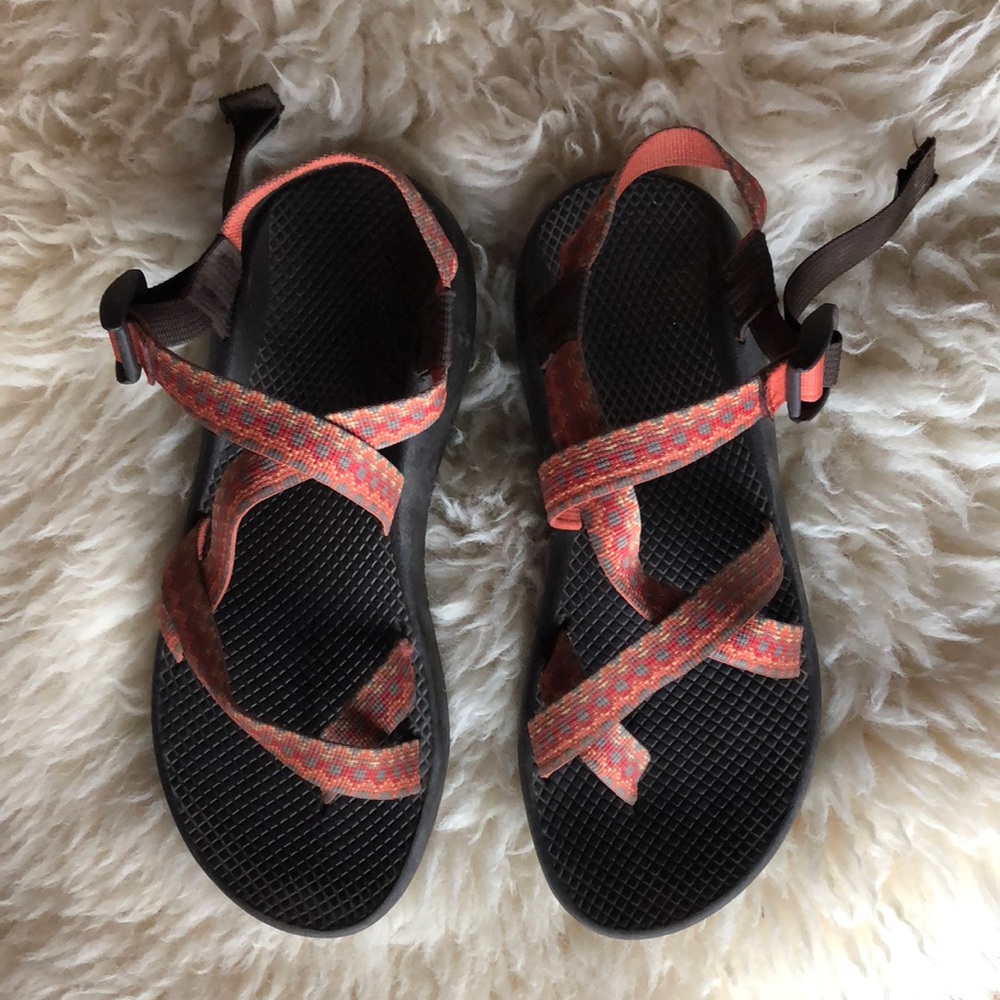 CHACO SANDALS WITH TOE HOLD